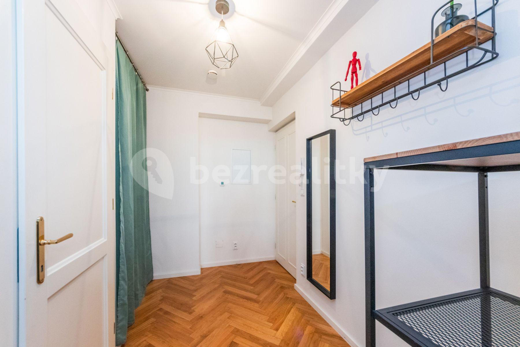 Prenájom bytu 1-izbový 36 m², Slavíkova, Praha, Praha