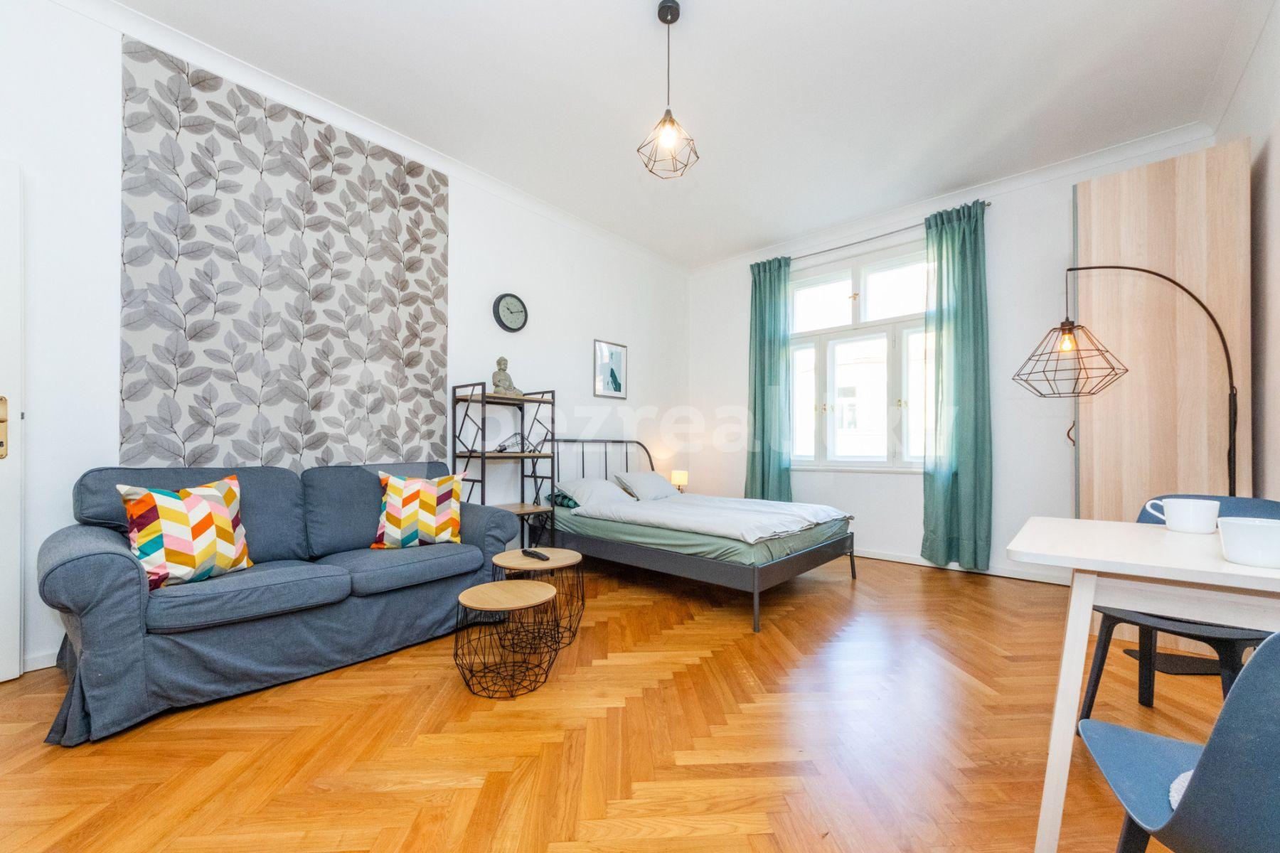 Prenájom bytu 1-izbový 36 m², Slavíkova, Praha, Praha