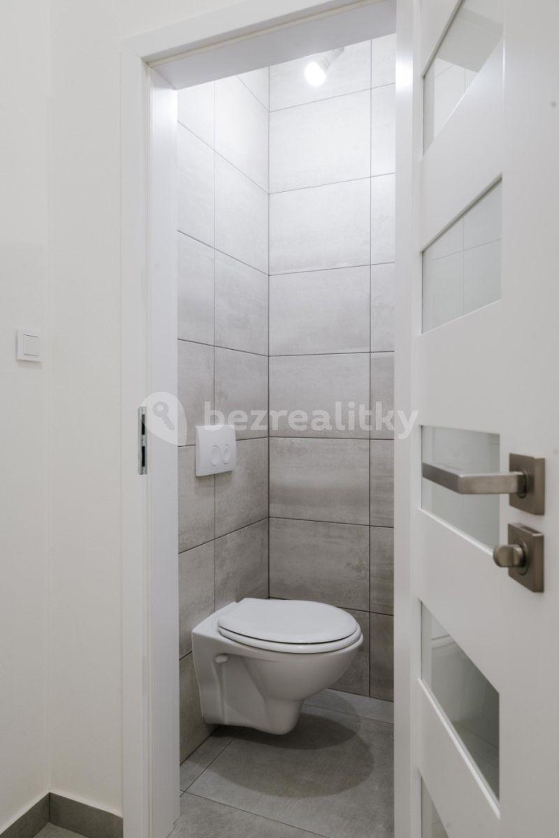 Prenájom bytu 2-izbový 60 m², Kolínská, Praha, Praha