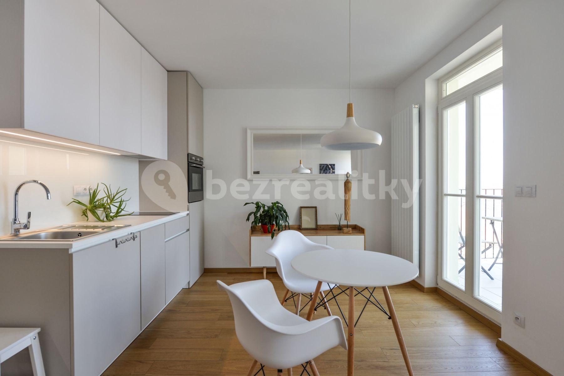 Prenájom bytu 1-izbový 42 m², Krásova, Praha, Praha