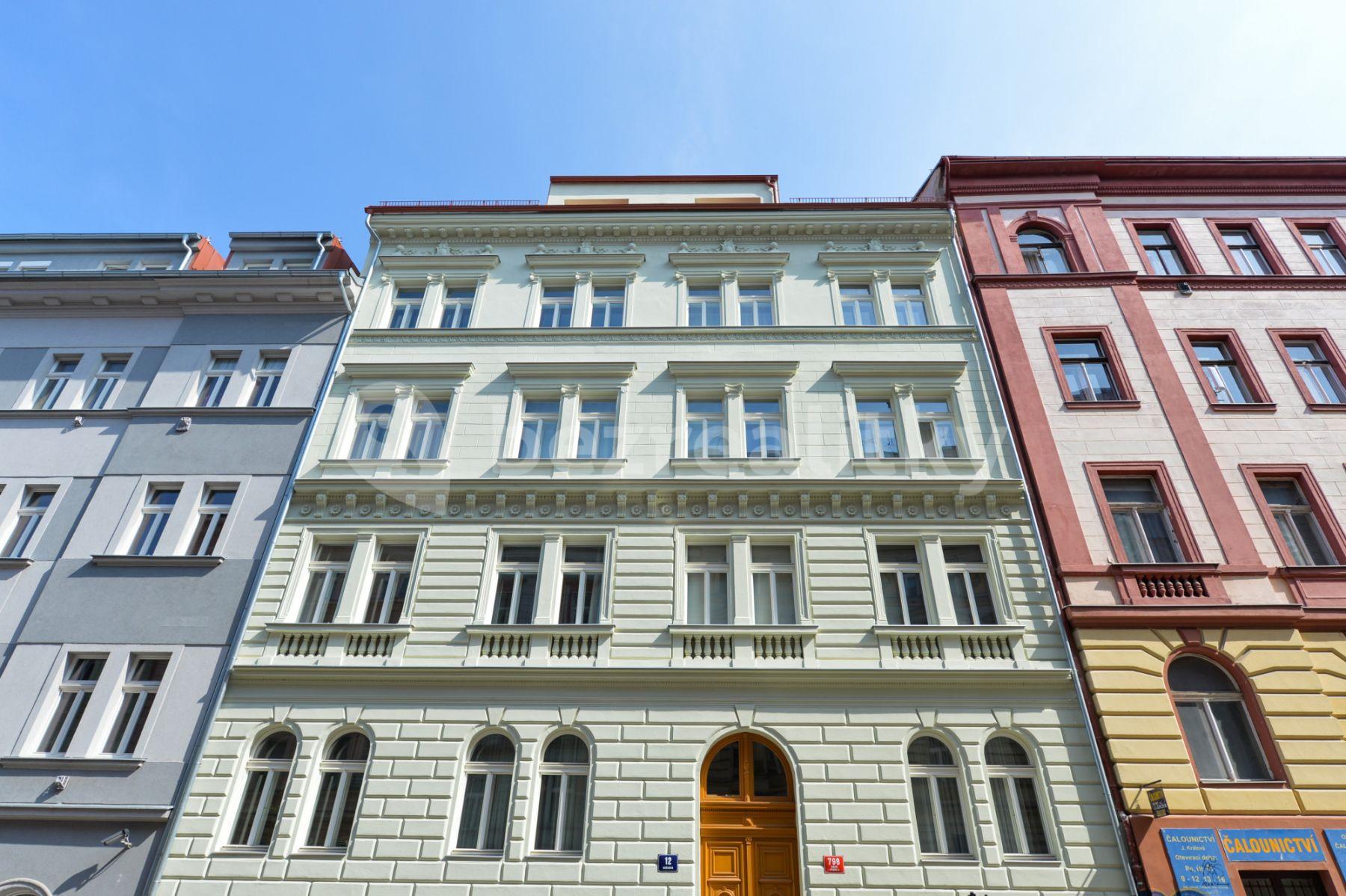 Prenájom bytu 1-izbový 42 m², Krásova, Praha, Praha