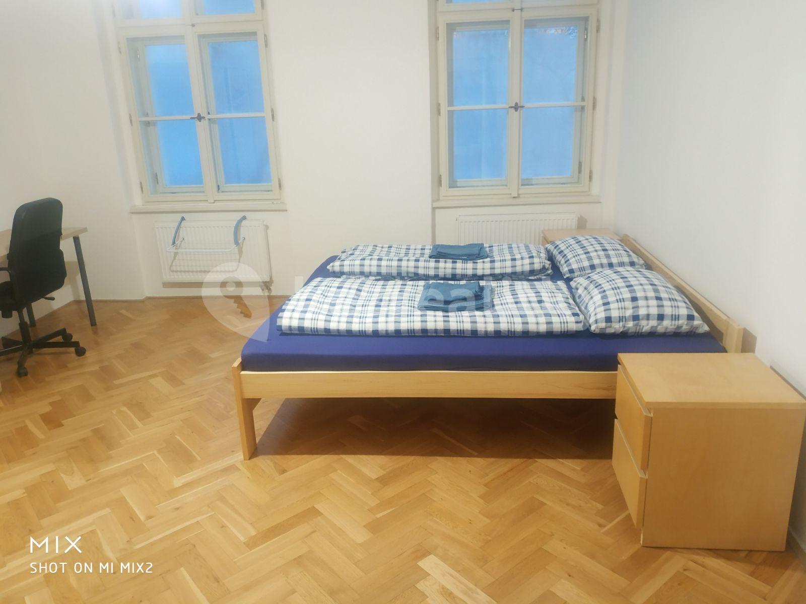 Prenájom bytu 1-izbový 117 m², Americká, Praha, Praha