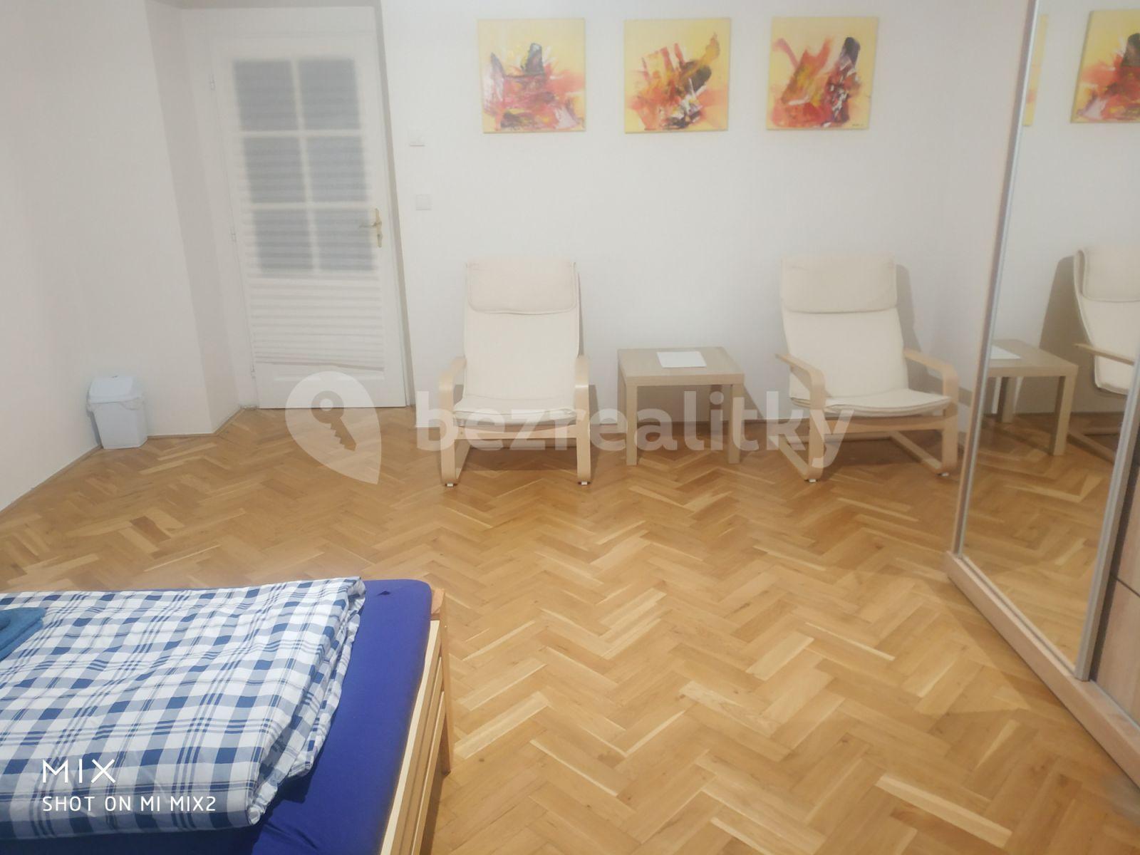 Prenájom bytu 1-izbový 117 m², Americká, Praha, Praha