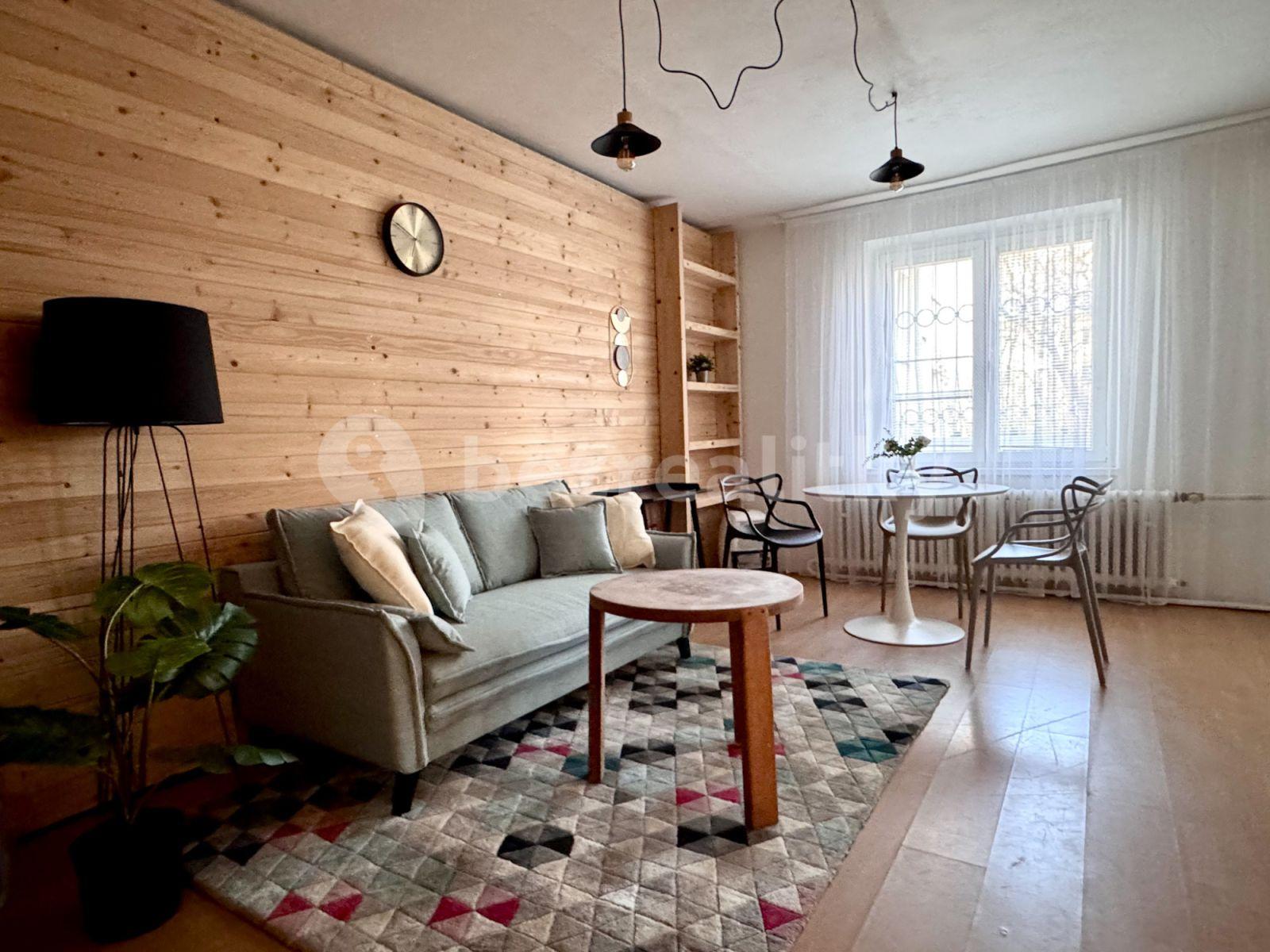 Prenájom bytu 2-izbový 35 m², Na Okraji, Praha, Praha