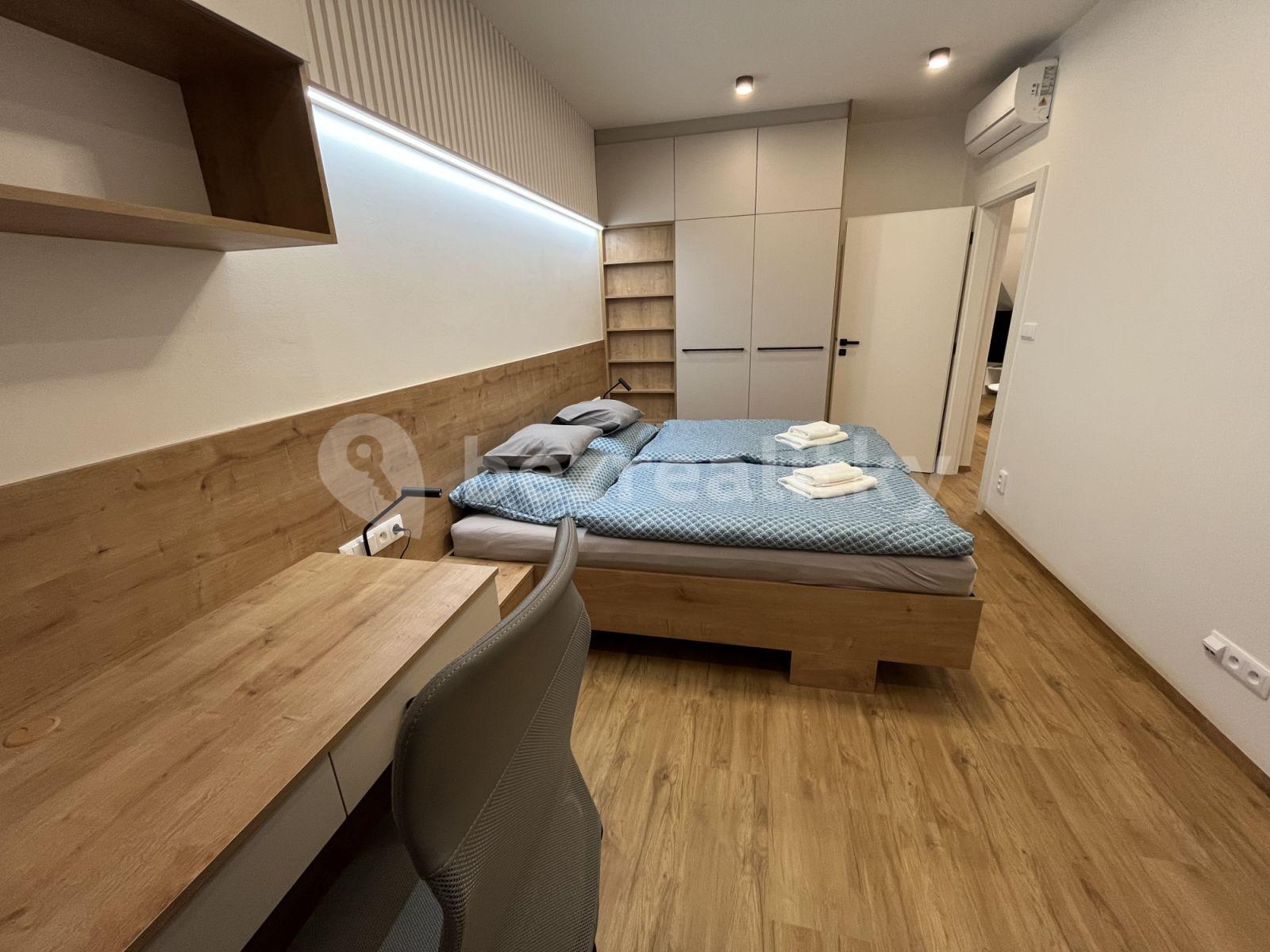 Prenájom bytu 2-izbový 56 m², Tišnovská, Brno, Jihomoravský kraj