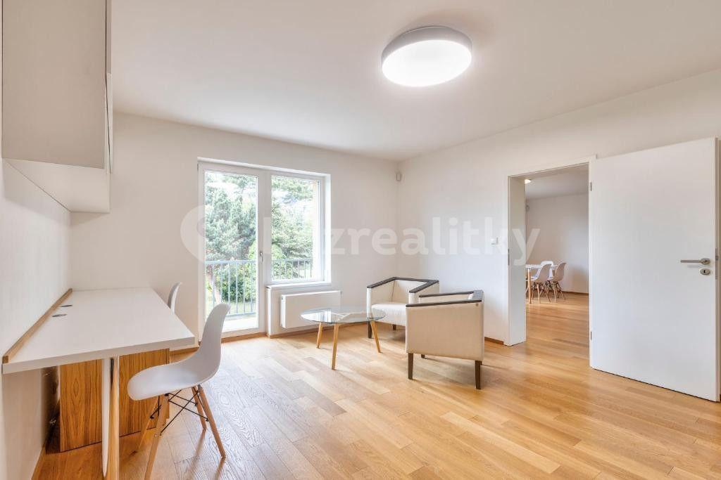 Prenájom bytu 4-izbový 140 m², U Hrušky, Praha, Praha