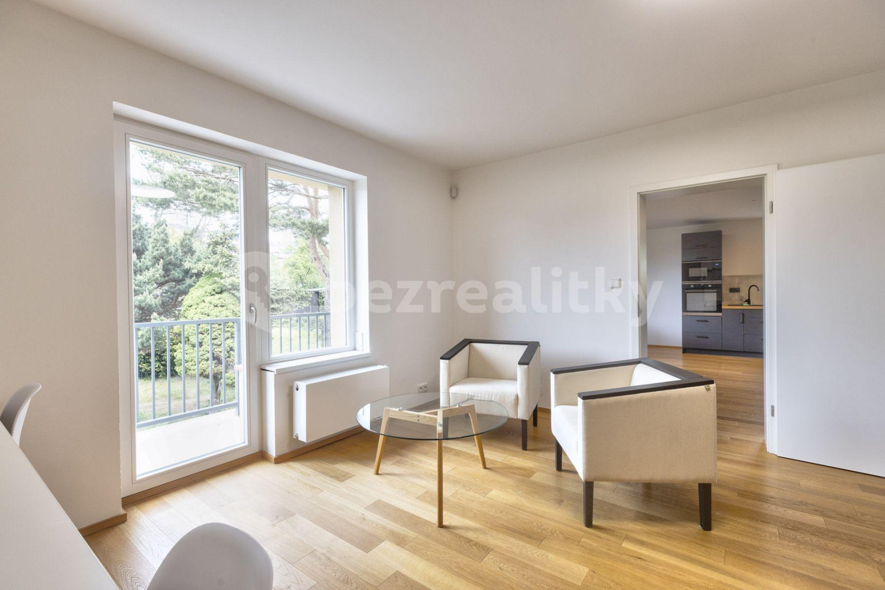 Prenájom bytu 4-izbový 140 m², U Hrušky, Praha, Praha