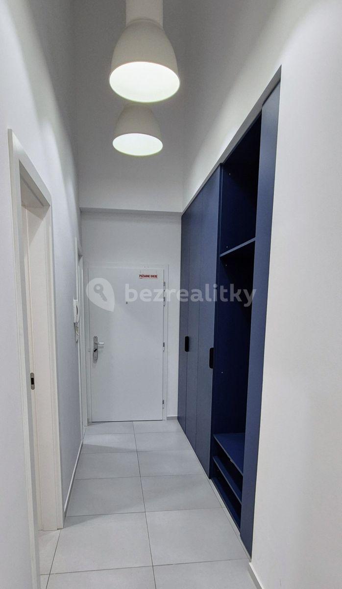 Prenájom bytu 3-izbový 84 m², Plynárenská D, Ružinov, Bratislavský kraj