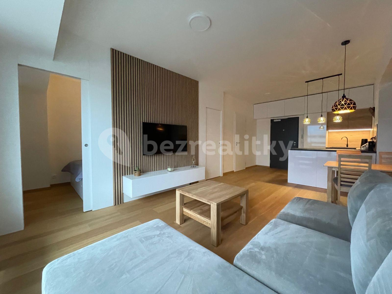 Prenájom bytu 2-izbový 45 m², V Háji, Praha, Praha