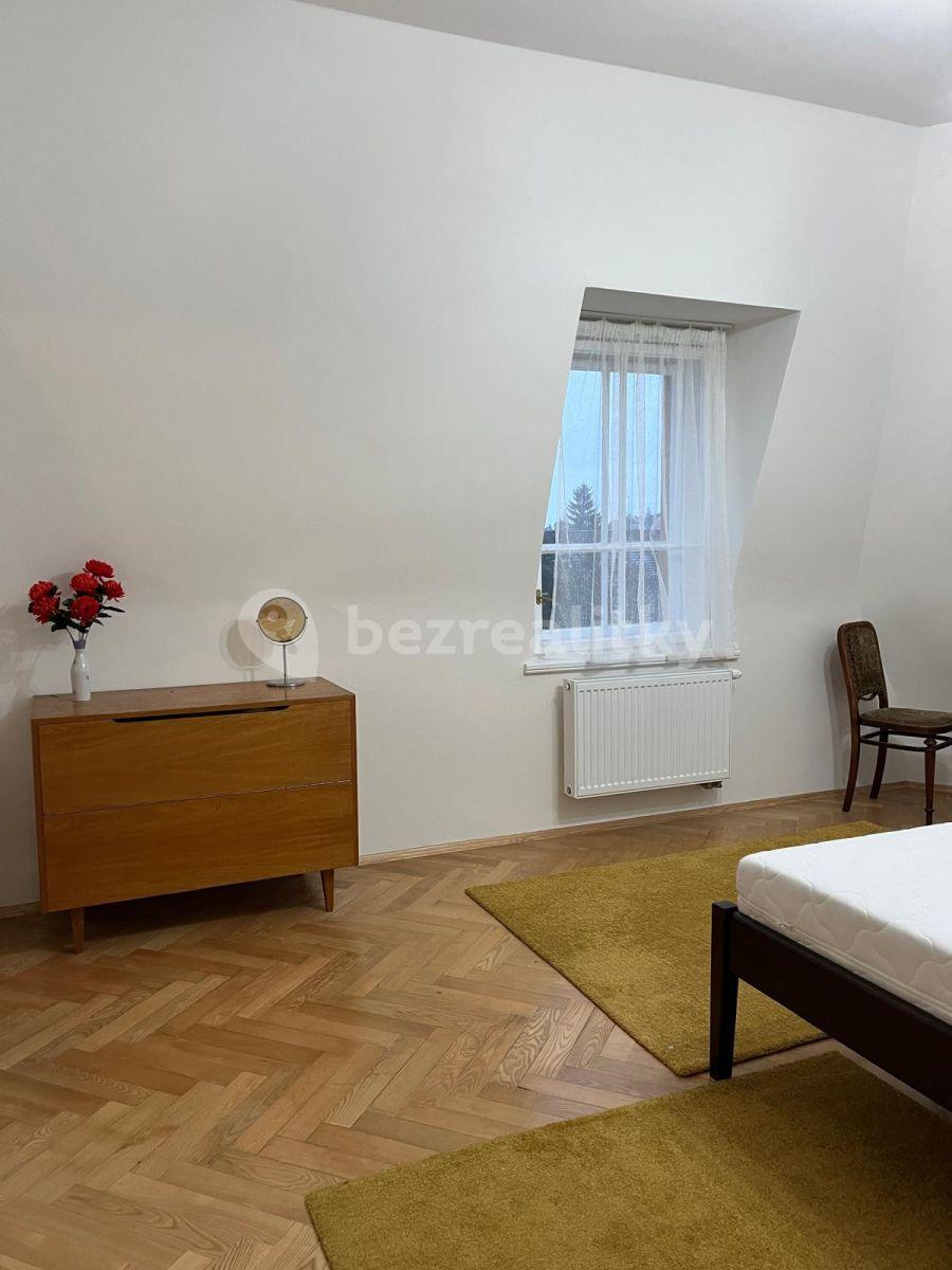 Prenájom bytu 3-izbový 75 m², Lomená, Praha, Praha