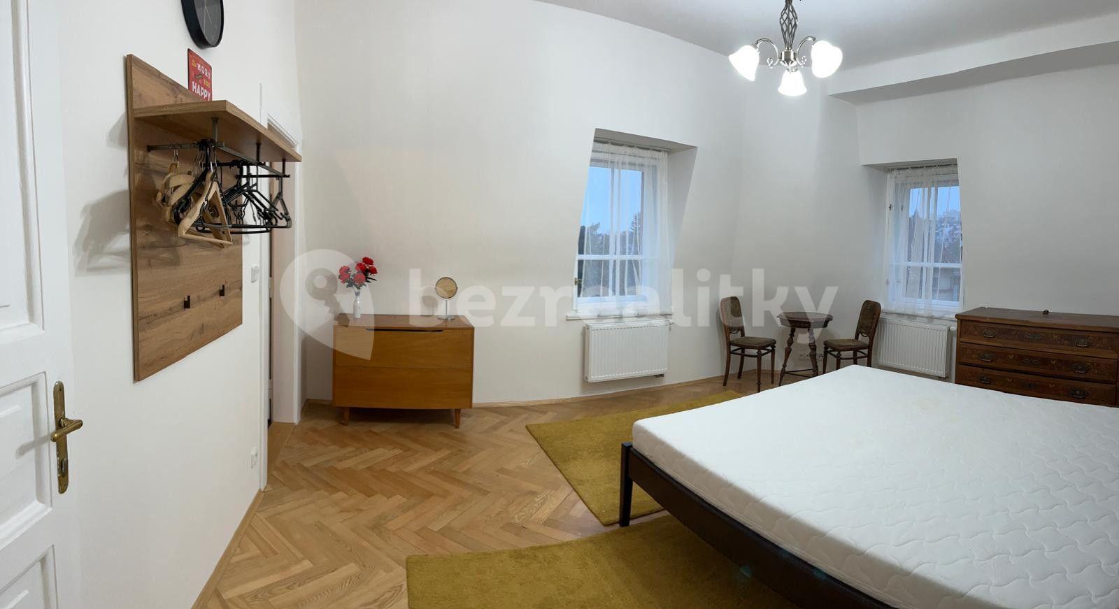 Prenájom bytu 3-izbový 75 m², Lomená, Praha, Praha