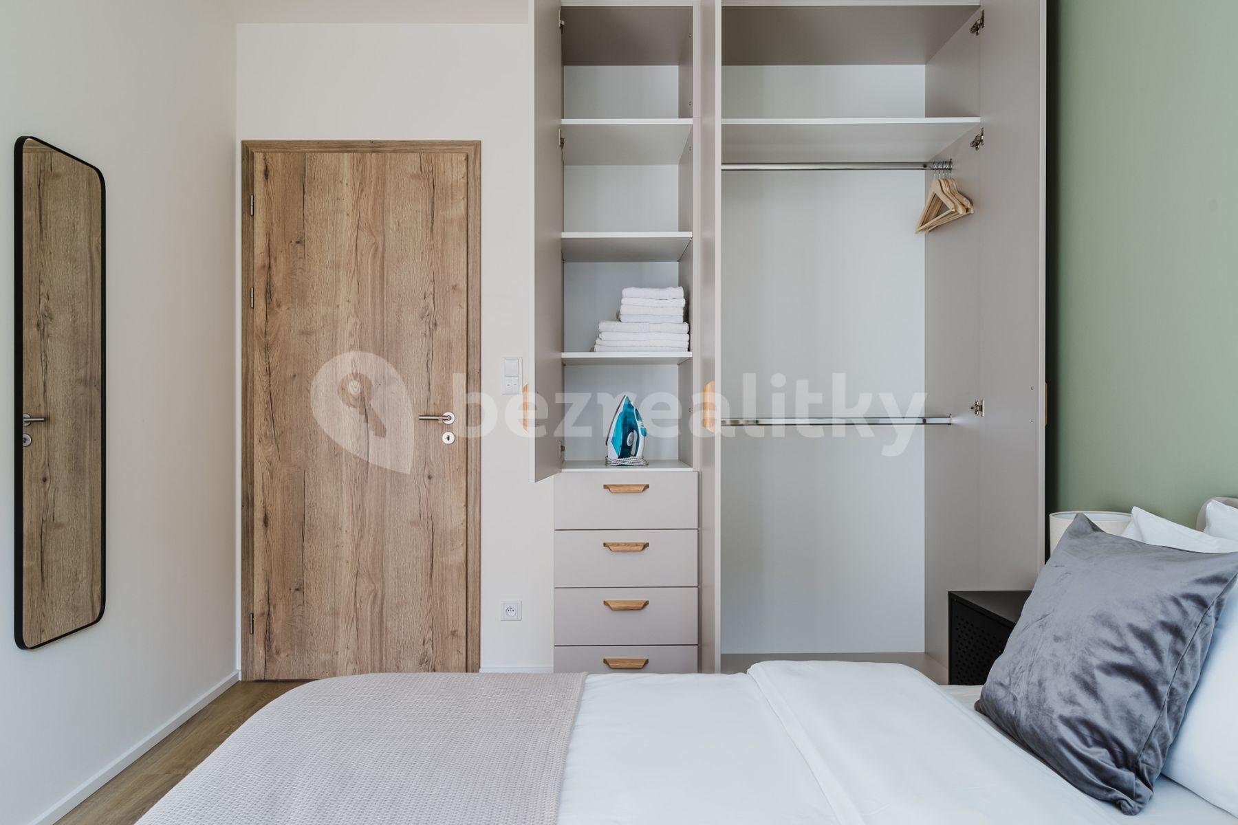 Prenájom bytu 2-izbový 52 m², U Pergamenky, Praha, Praha