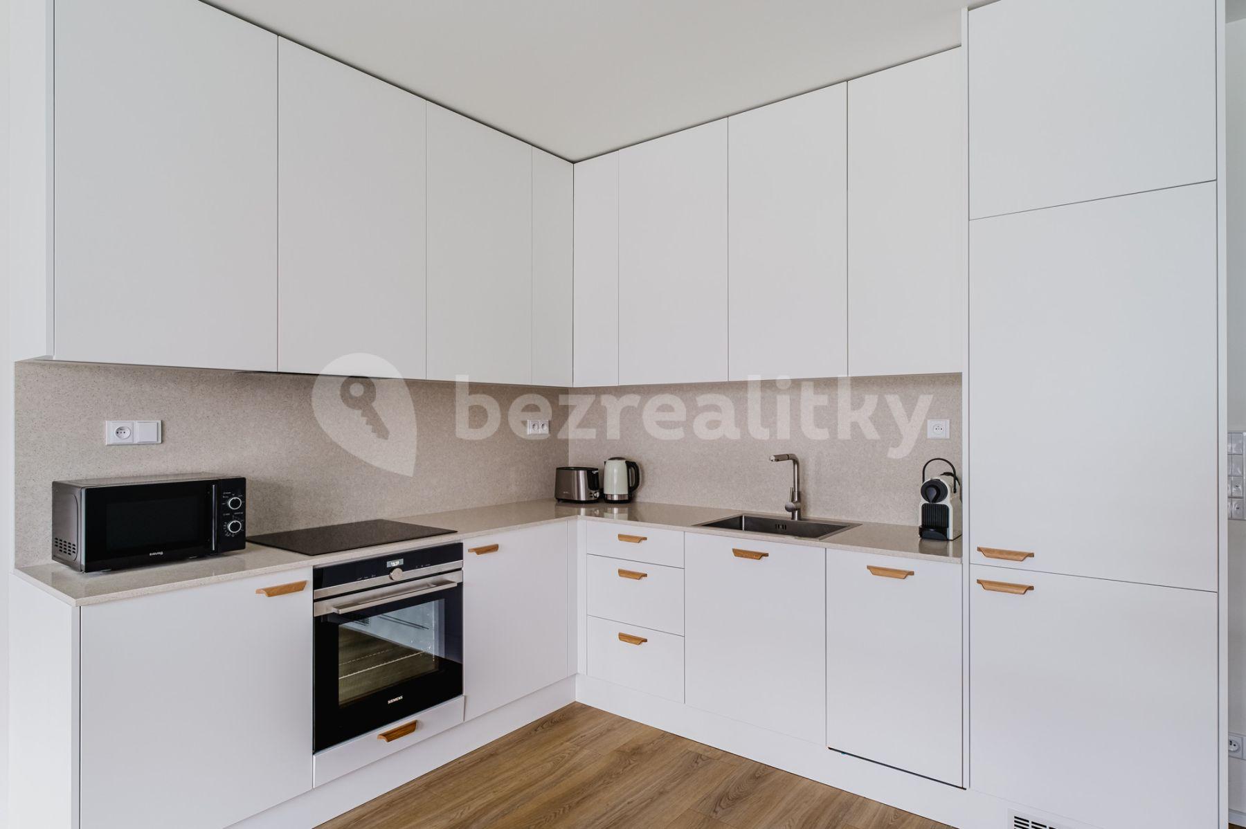 Prenájom bytu 2-izbový 61 m², U Pergamenky a, Praha, Praha