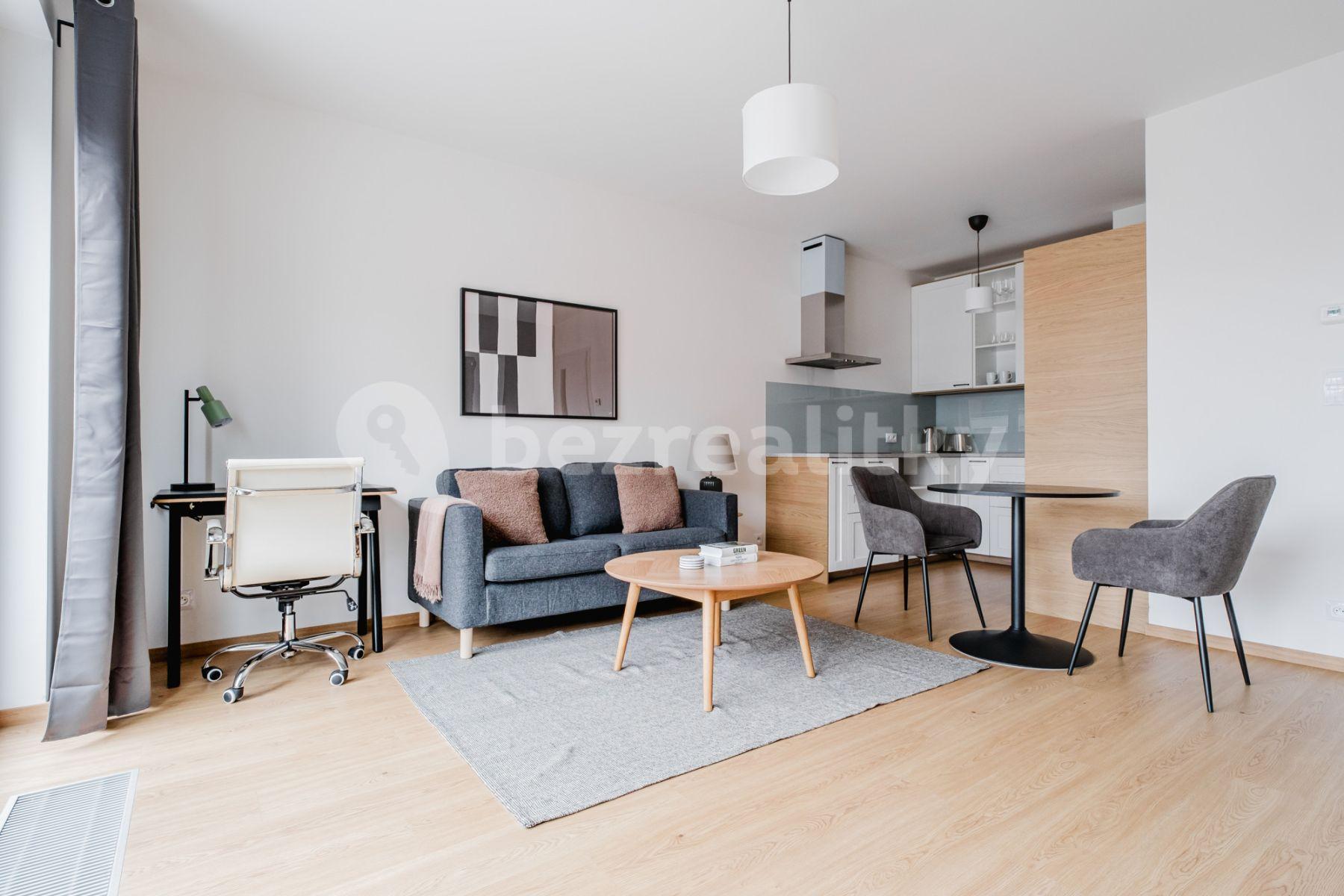 Prenájom bytu 2-izbový 44 m², Drahňovická, Praha, Praha