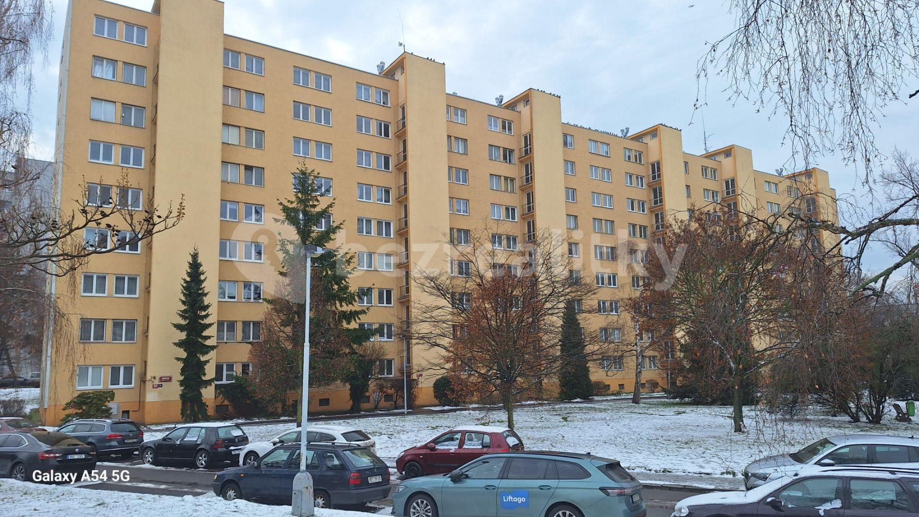 Prenájom bytu 1-izbový 26 m², Hrusická, Praha, Praha