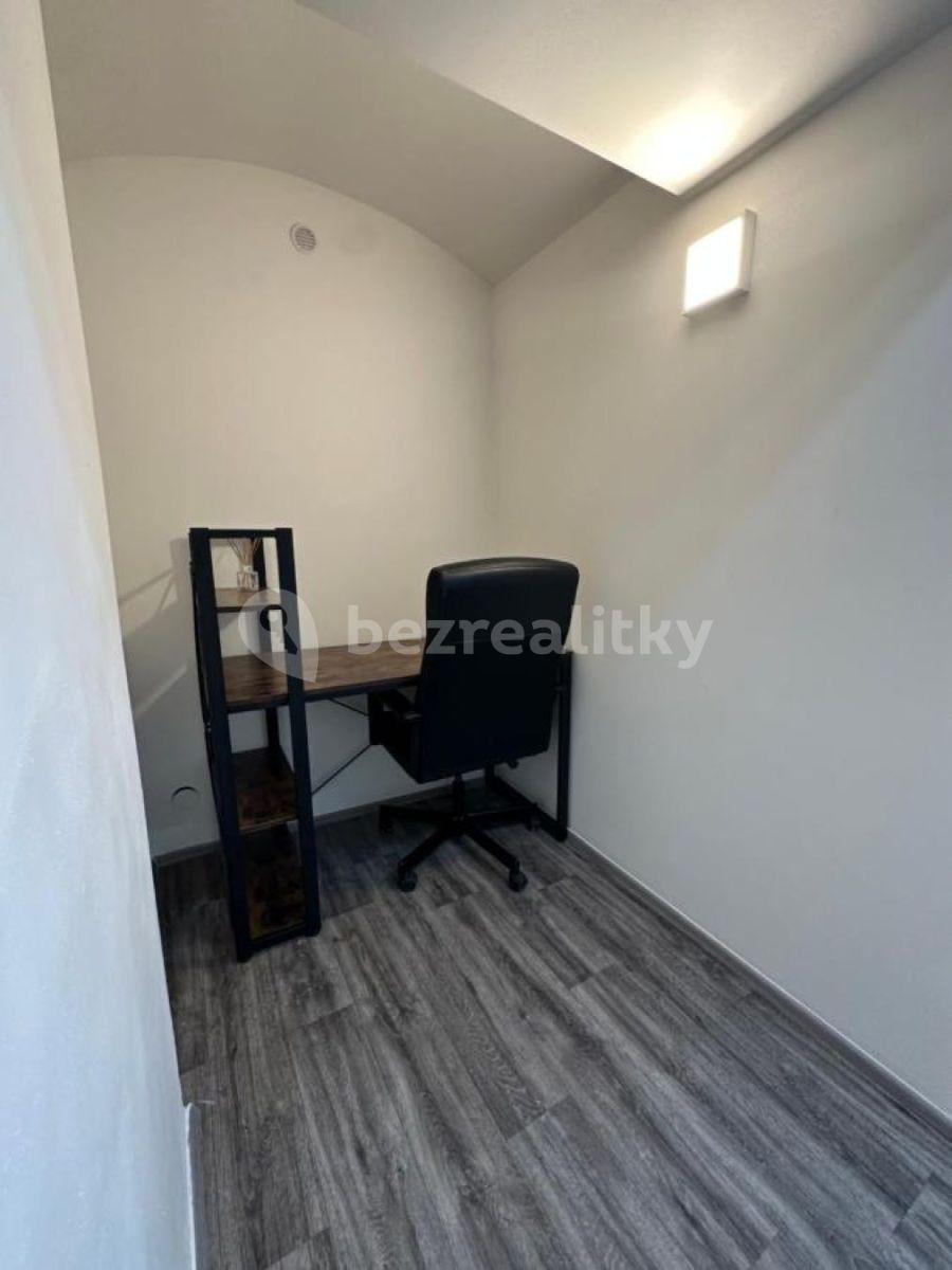 Prenájom bytu 2-izbový 57 m², Štefánikova, Brno, Jihomoravský kraj