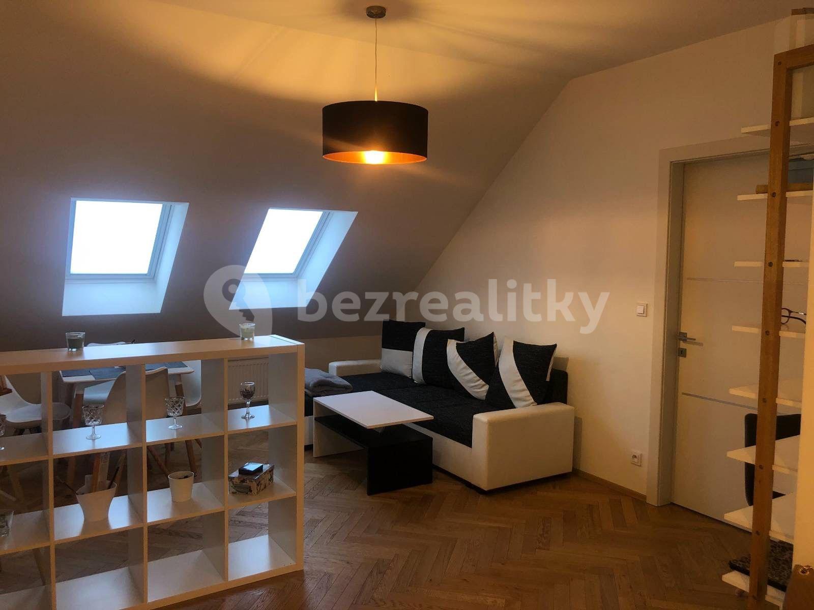 Prenájom bytu 3-izbový 62 m², Horní, Praha, Praha