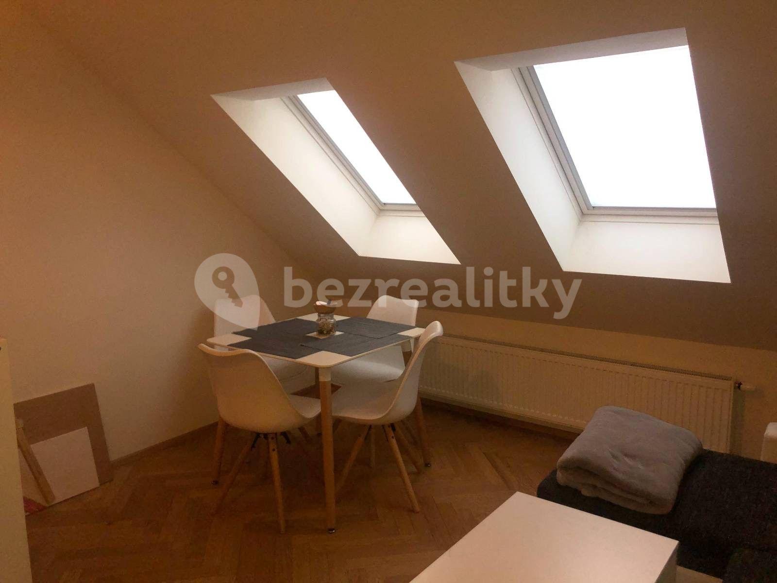 Prenájom bytu 3-izbový 62 m², Horní, Praha, Praha