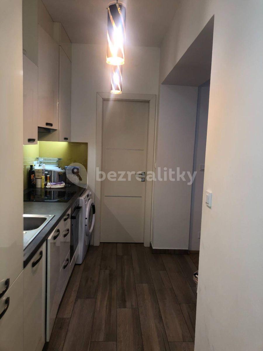 Prenájom bytu 3-izbový 62 m², Horní, Praha, Praha