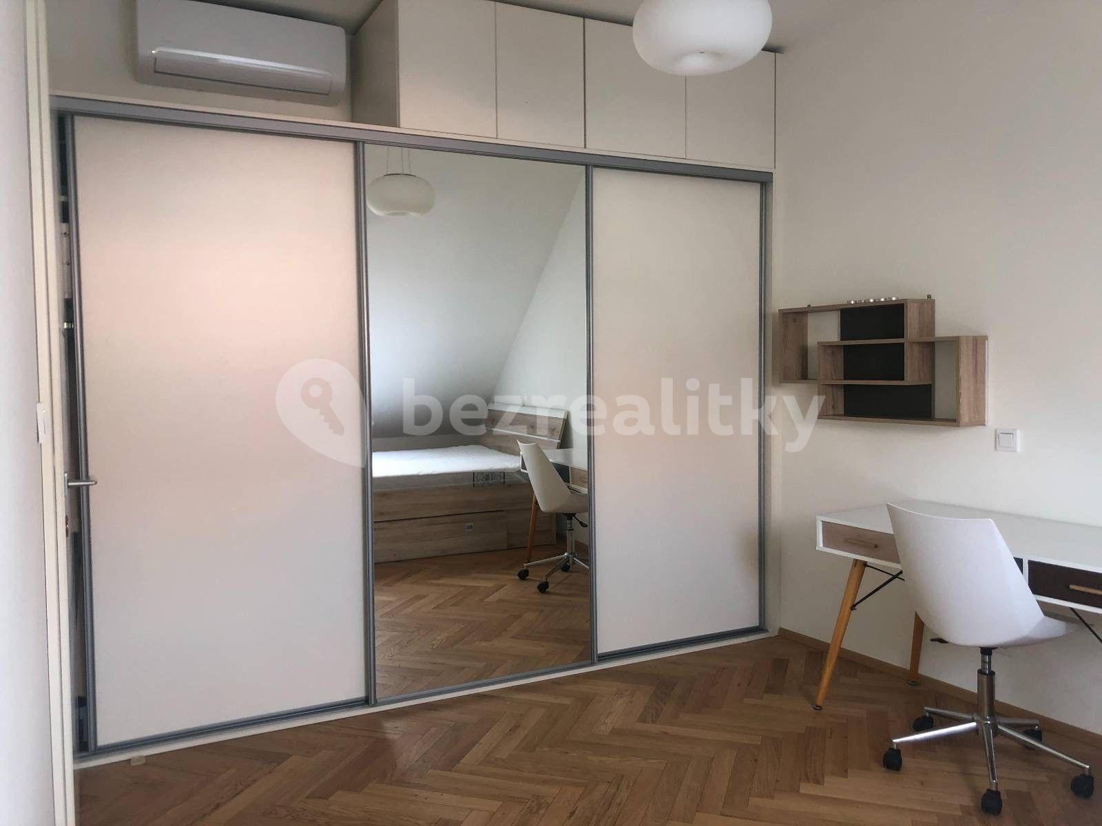 Prenájom bytu 3-izbový 62 m², Horní, Praha, Praha