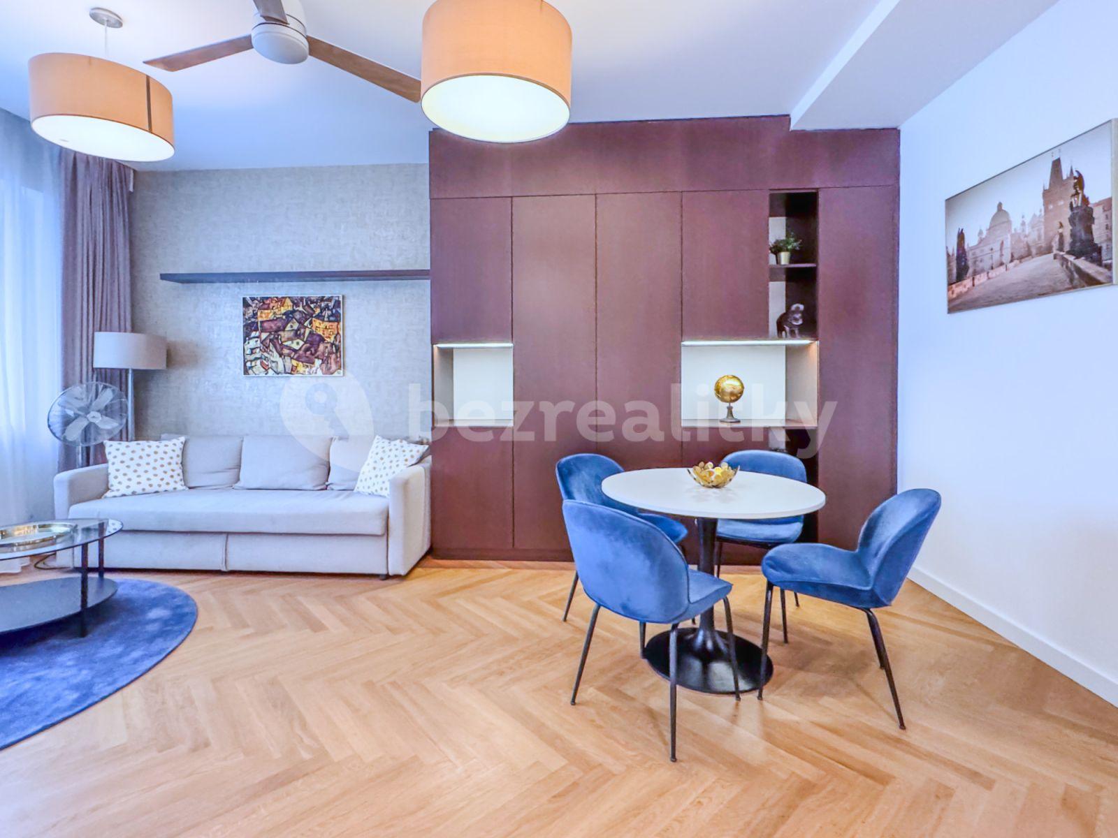 Prenájom bytu 2-izbový 46 m², Rybná, Praha, Praha