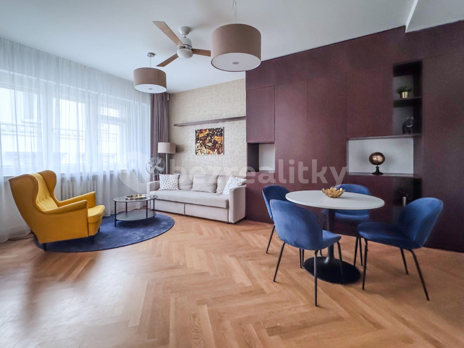 Prenájom bytu 2-izbový 46 m², Rybná, Praha, Praha