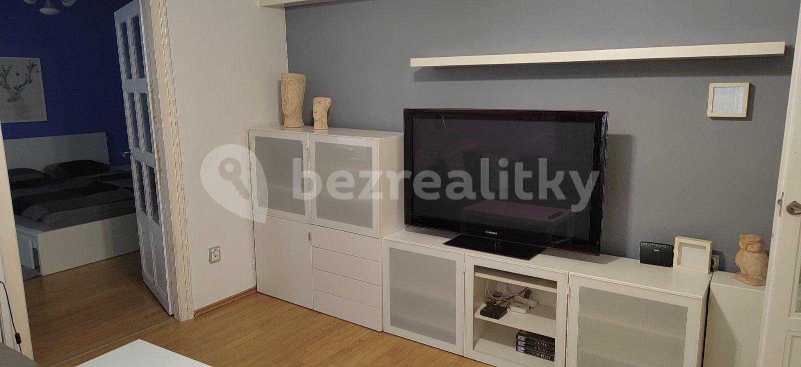 Prenájom bytu 2-izbový 55 m², Baranova, Praha, Praha