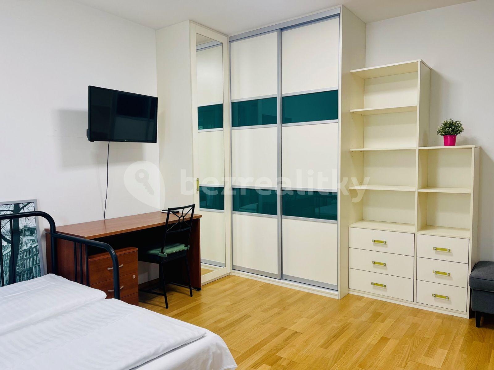 Prenájom bytu 2-izbový 42 m², Olšanská, Praha, Praha