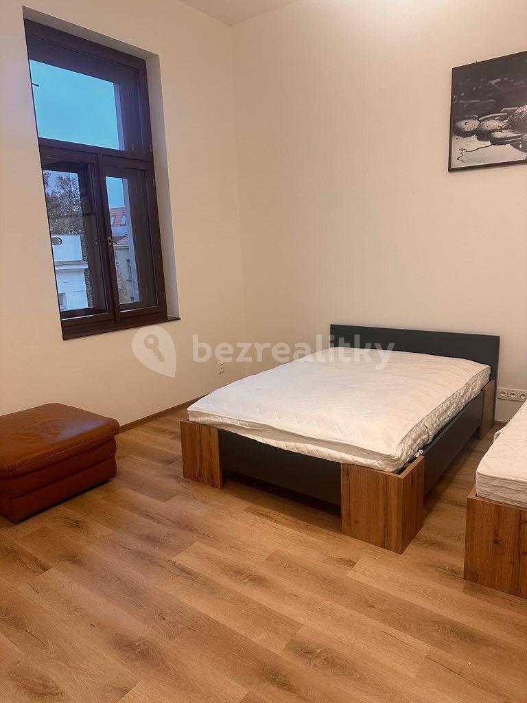 Prenájom bytu 1-izbový 40 m², Ječná, Praha, Praha