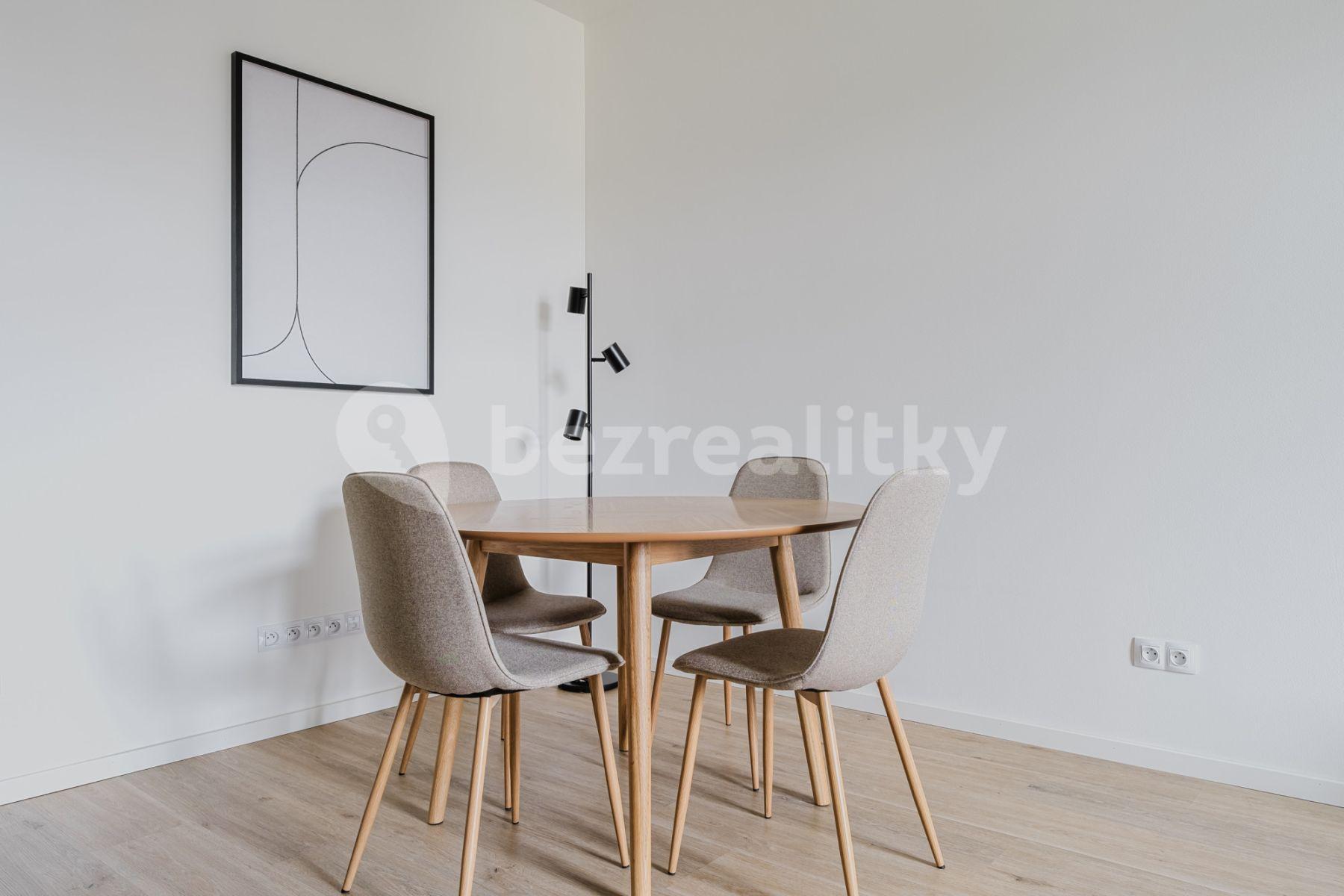 Prenájom bytu 2-izbový 54 m², Chodská, Praha, Praha