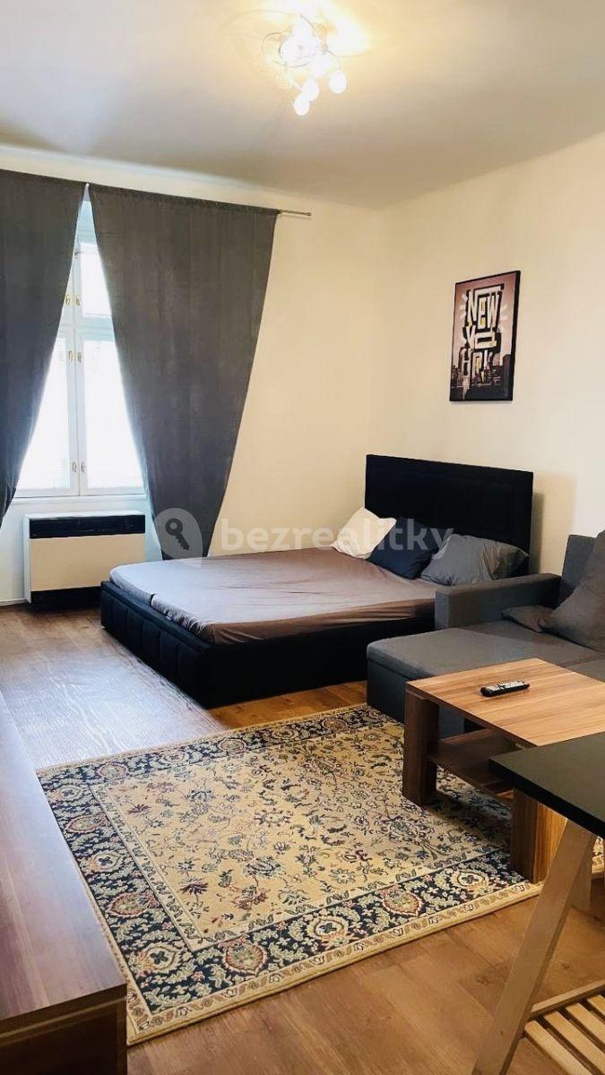 Prenájom bytu 2-izbový 55 m², Přemyslovská, Praha, Praha