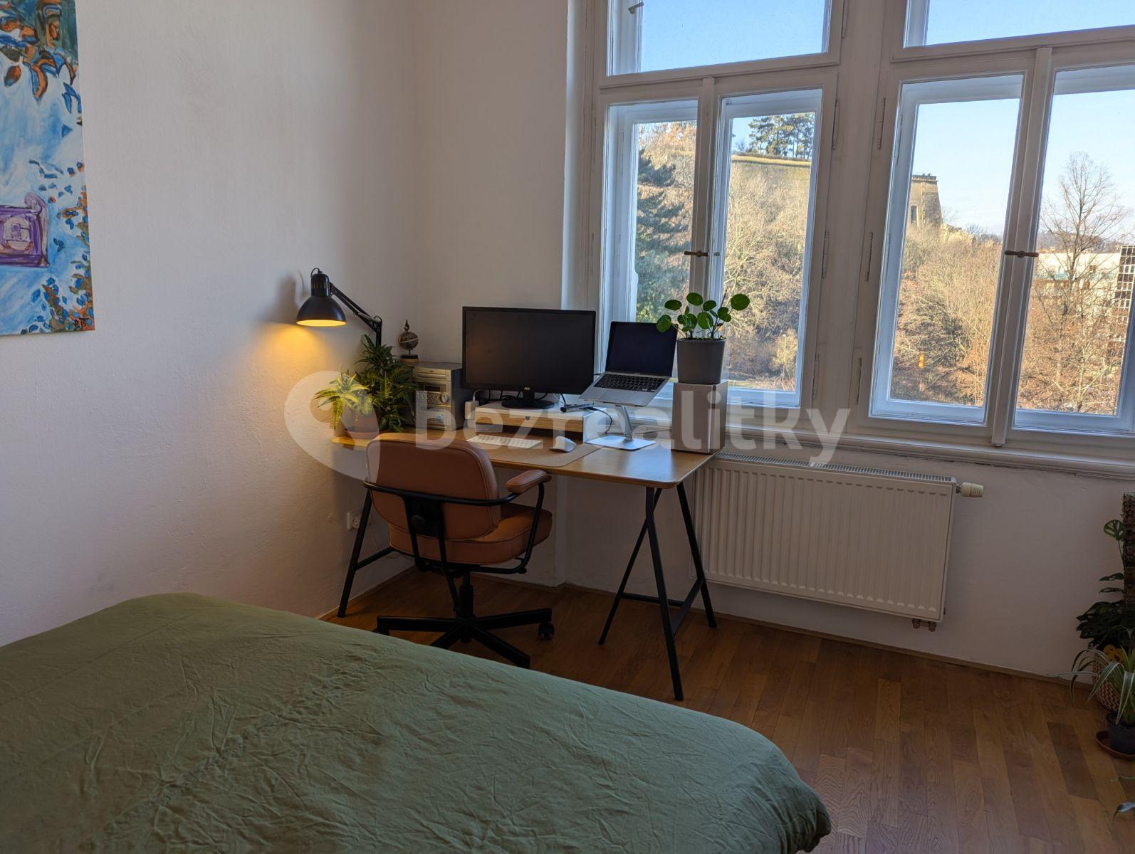 Prenájom bytu 2-izbový 49 m², Lumírova, Praha, Praha