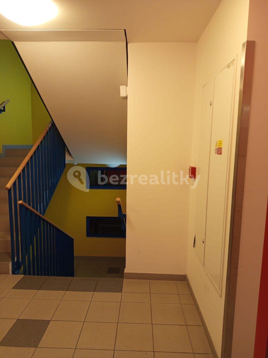 Prenájom bytu 2-izbový 46 m², Teplická, Praha, Praha