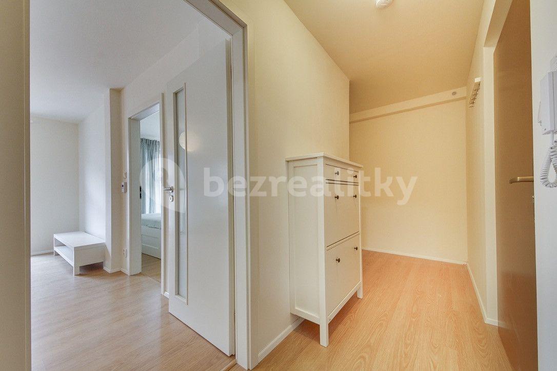 Prenájom bytu 2-izbový 45 m², Pivovarská, Praha, Praha