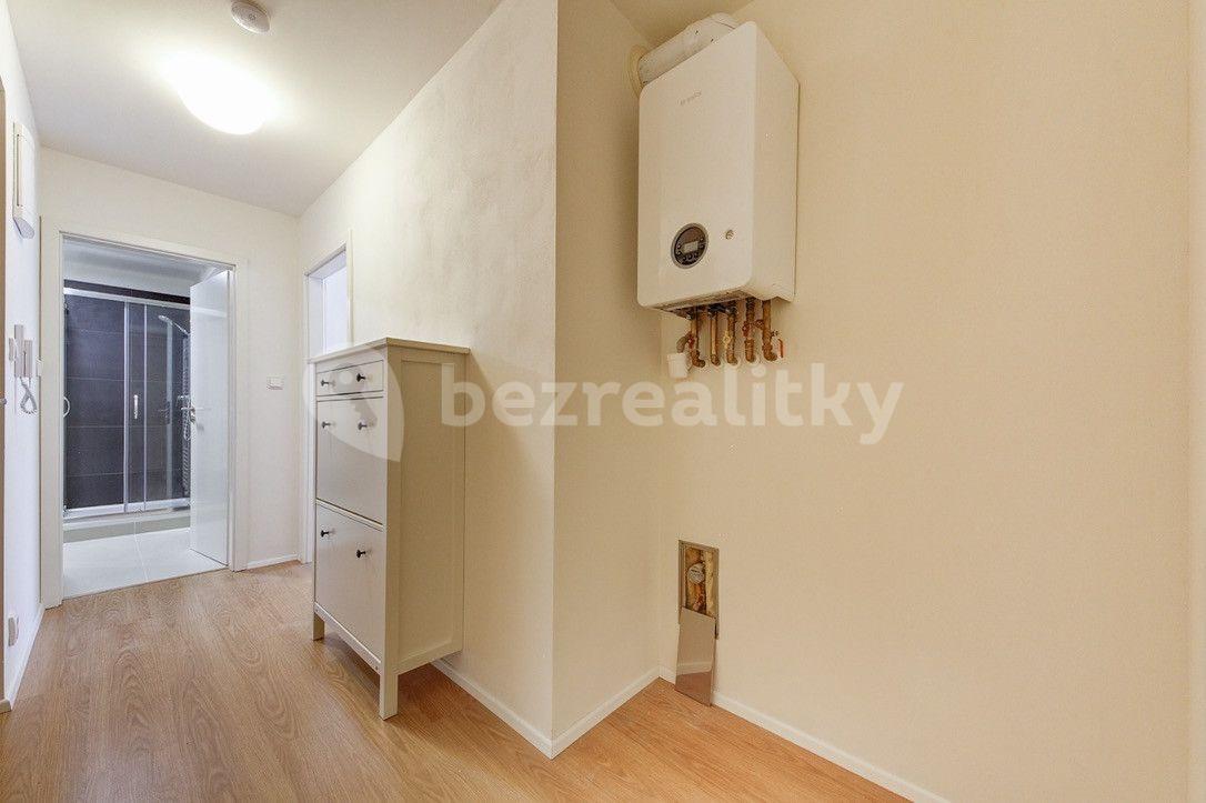 Prenájom bytu 2-izbový 45 m², Pivovarská, Praha, Praha