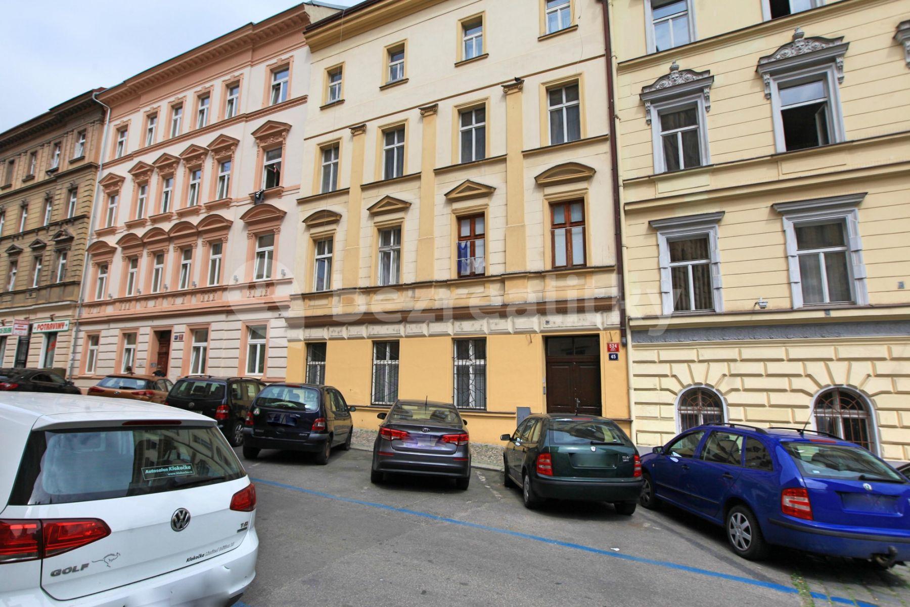 Prenájom bytu 1-izbový 35 m², Vlkova, Praha, Praha