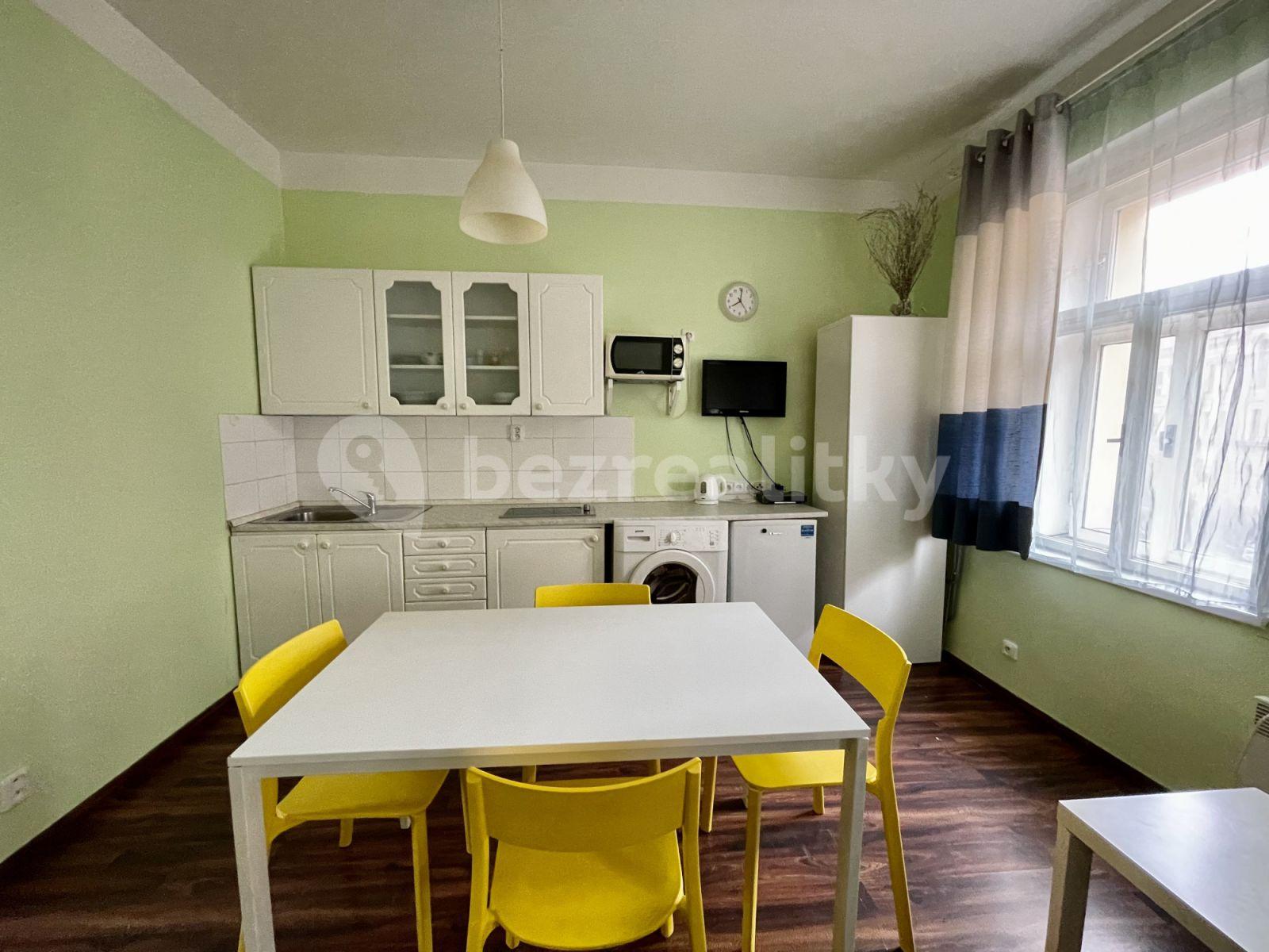 Prenájom bytu 1-izbový 35 m², Vlkova, Praha, Praha