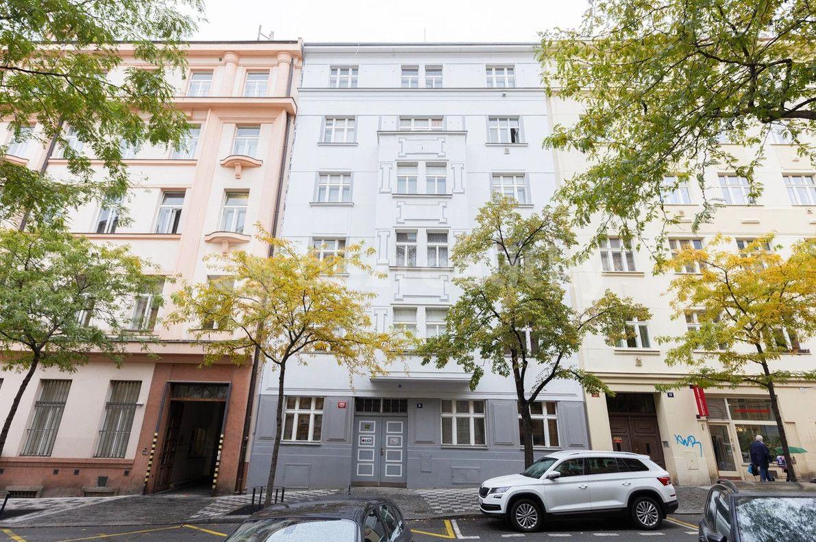 Prenájom bytu 1-izbový 30 m², Moravská, Praha, Praha