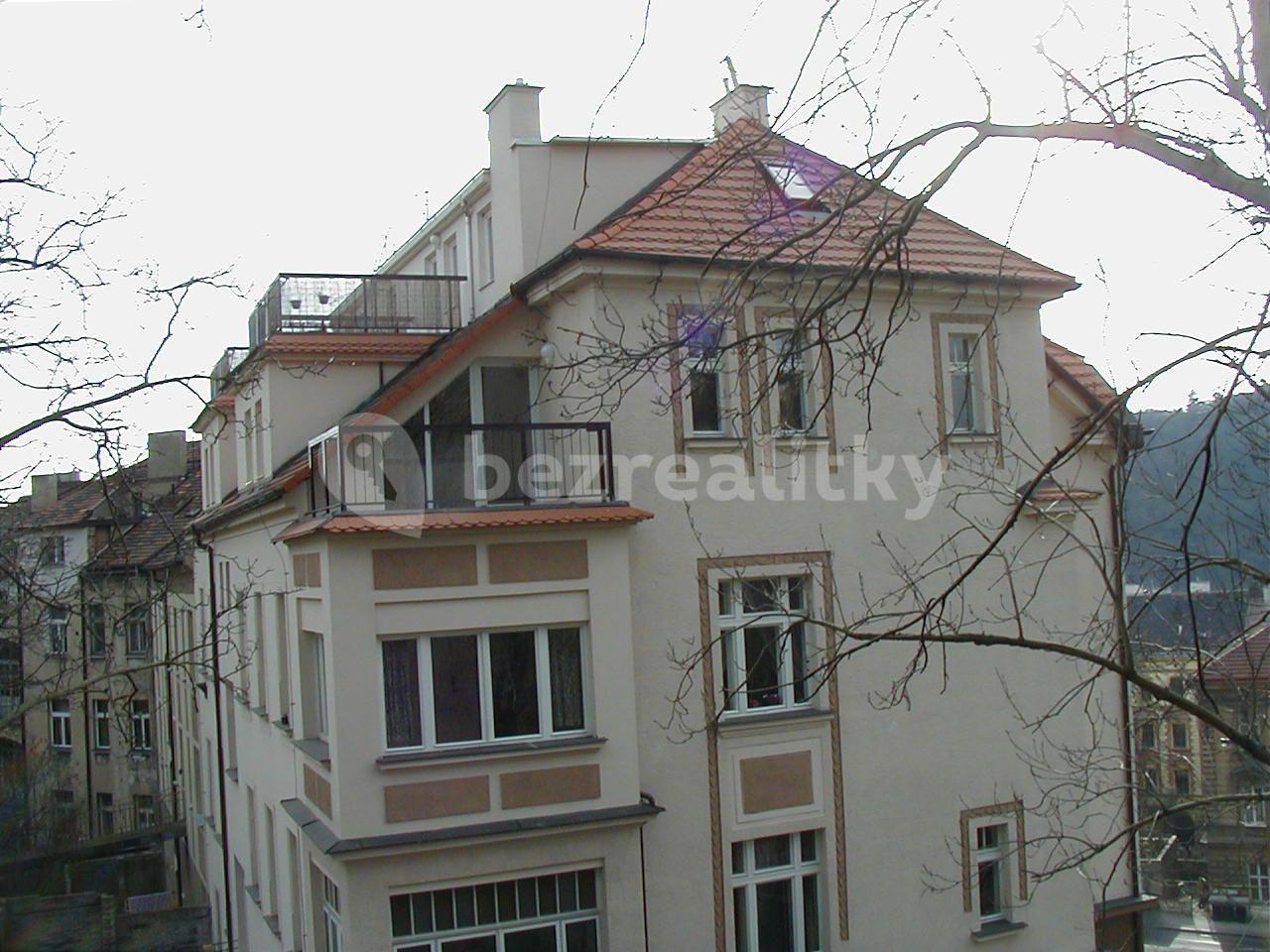 Prenájom bytu 3-izbový 103 m², Zapova, Praha, Praha