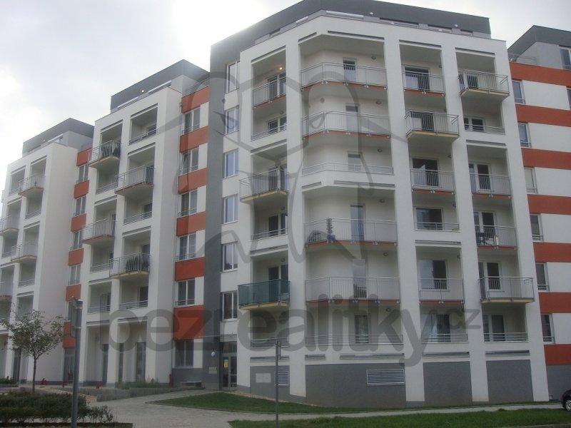 Prenájom bytu 2-izbový 55 m², Sazovická, Praha, Praha