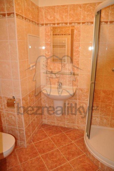 Prenájom bytu Garsoniéra 34 m², Sicherova, Praha, Praha