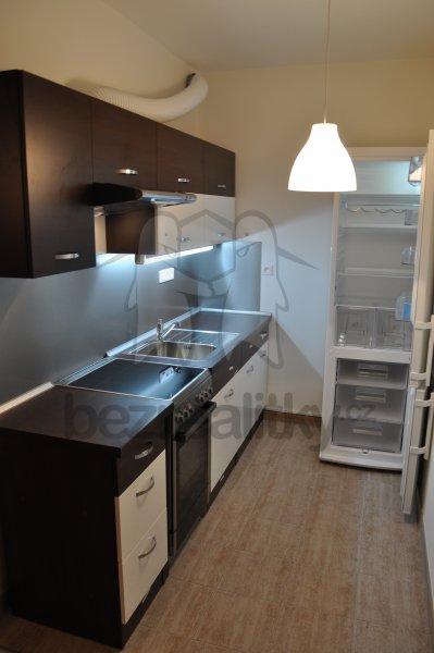 Prenájom bytu Garsoniéra 34 m², Sicherova, Praha, Praha