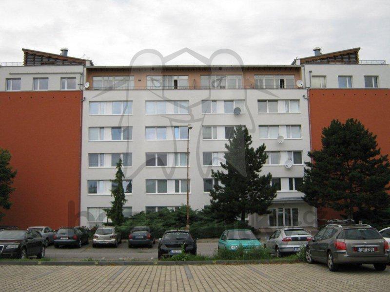 Prenájom bytu 2-izbový 47 m², Roškotova, Praha, Praha