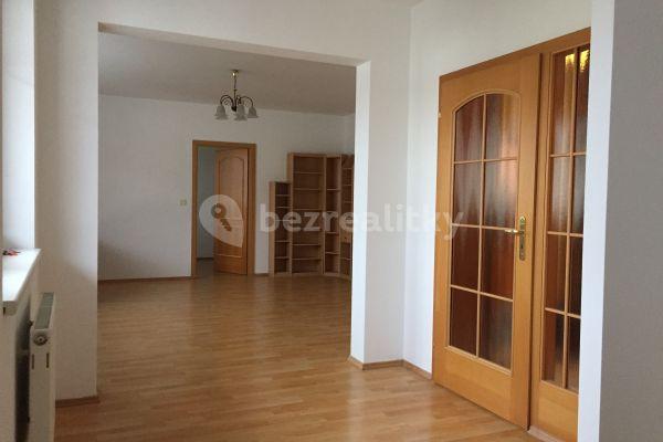 Prenájom bytu 2-izbový 68 m², Urešova, Praha