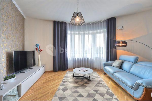 Prenájom bytu 2-izbový 60 m², Jandova, Hlavní město Praha