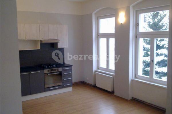 Prenájom bytu 3-izbový 74 m², Moravská, Karlovy Vary