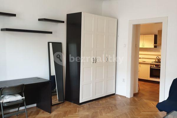 Prenájom bytu 2-izbový 72 m², Jičínská, Praha