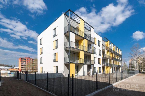 Prenájom bytu 2-izbový 53 m², Benediktínská, Kladno