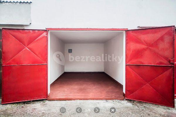 Prenájom garáže 18 m², Na Hutmance, Praha