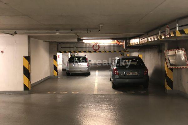 Prenájom garáže 14 m², Tomkova, Hlavní město Praha